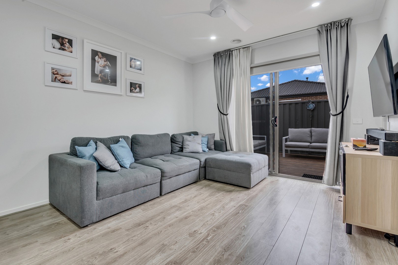 9 Quebec Avenue, Craigieburn, VIC 3064, Craigieburn - Thumbnail 3