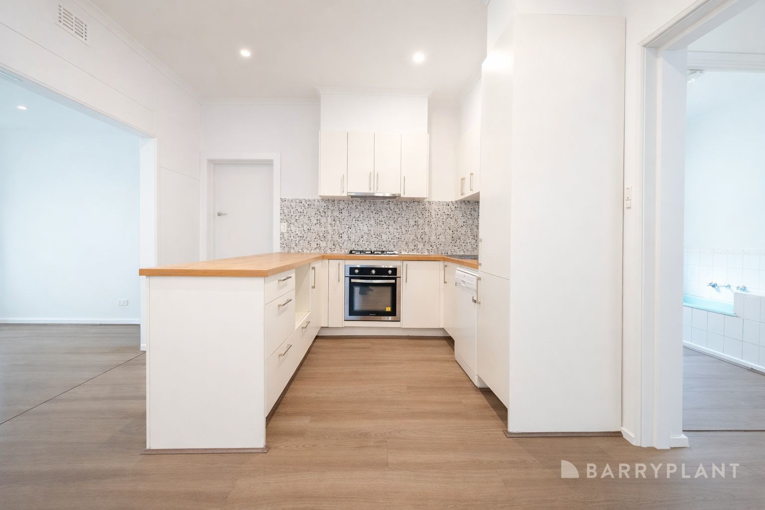 9 Ridge Road, Whittlesea, VIC 3757 - Thumbnail 1 - 05/01/2026