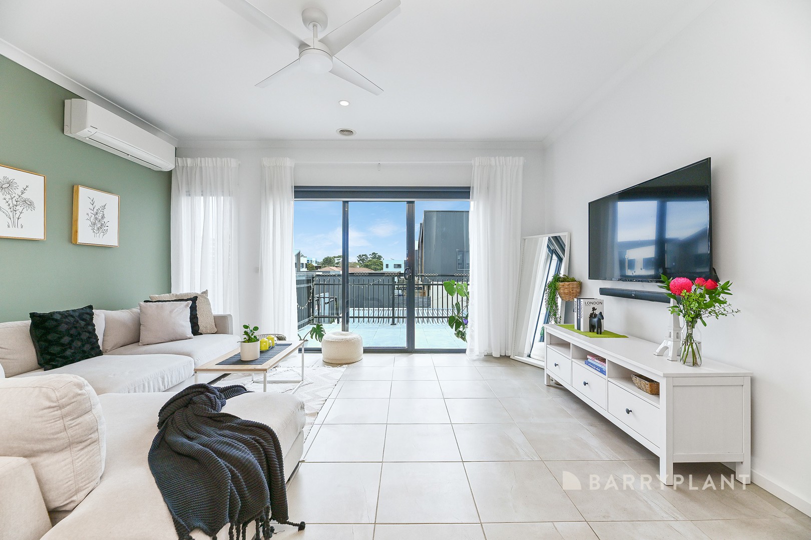 9 Ripplebrook Walk, Pakenham, VIC 3810, Pakenham - Thumbnail 5