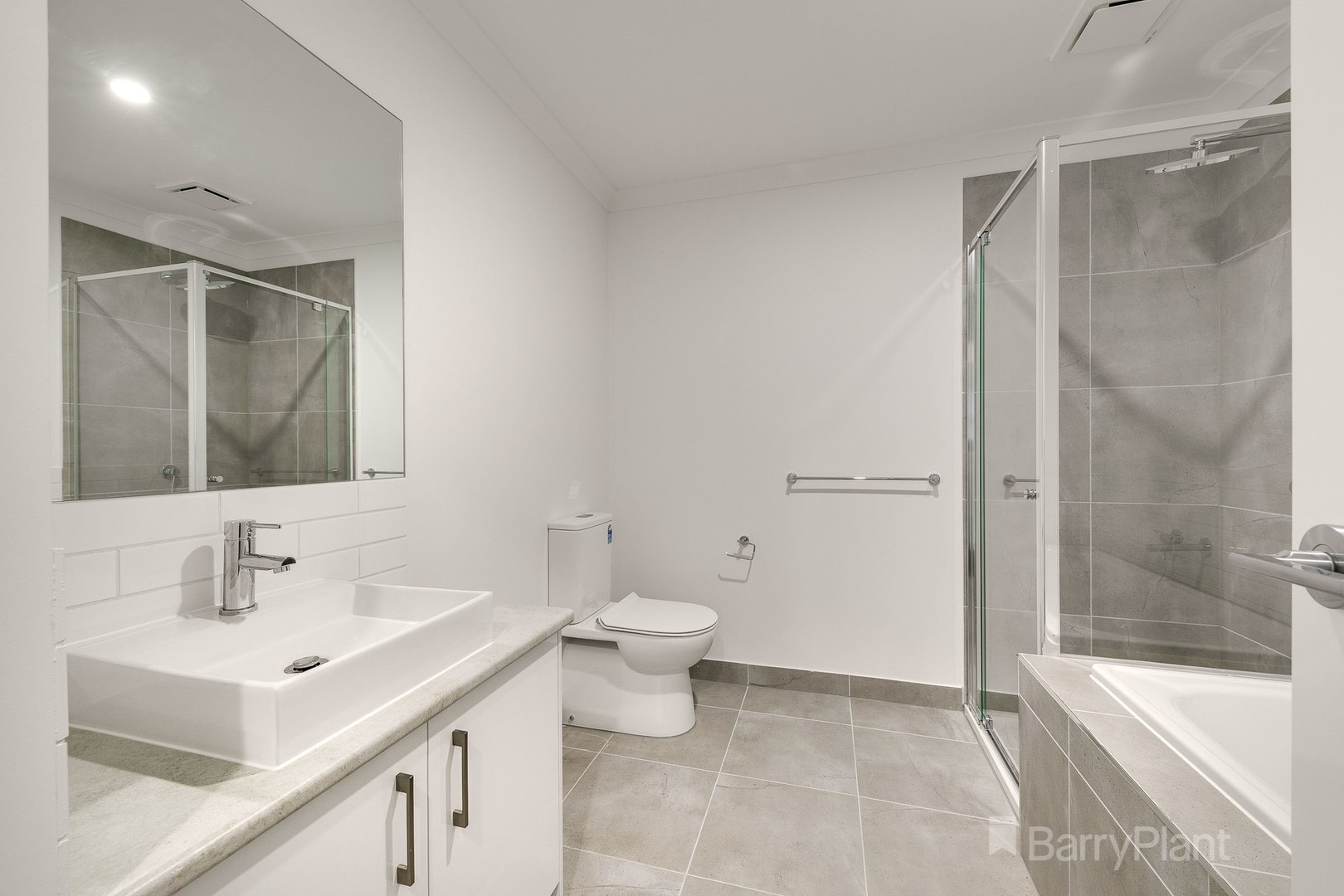 9 Ripplebrook Walk, Pakenham, VIC 3810, Pakenham - Thumbnail 7