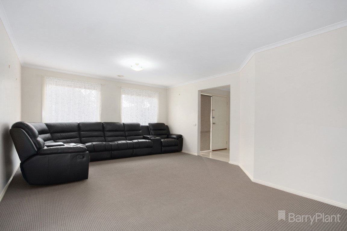 9 River Red Grove, Pakenham, VIC 3810, Pakenham - Thumbnail 4