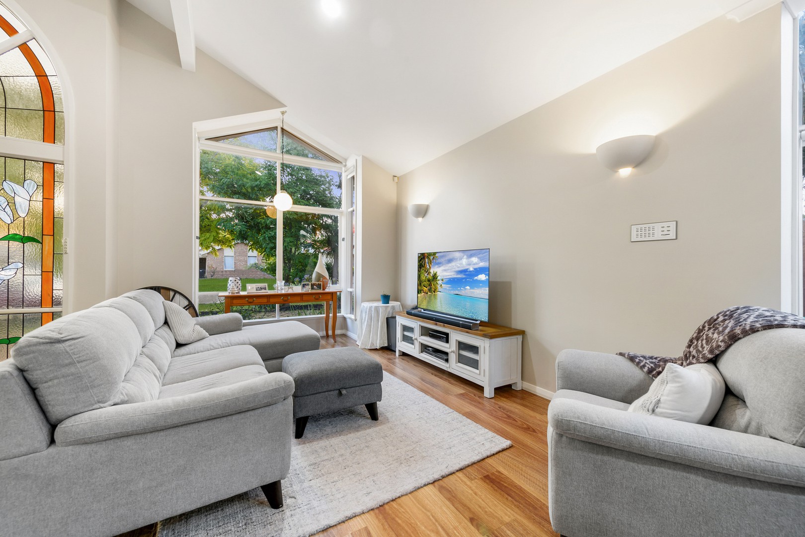 9 Rodmar Close, Hillside, VIC 3037, Hillside - Thumbnail 3