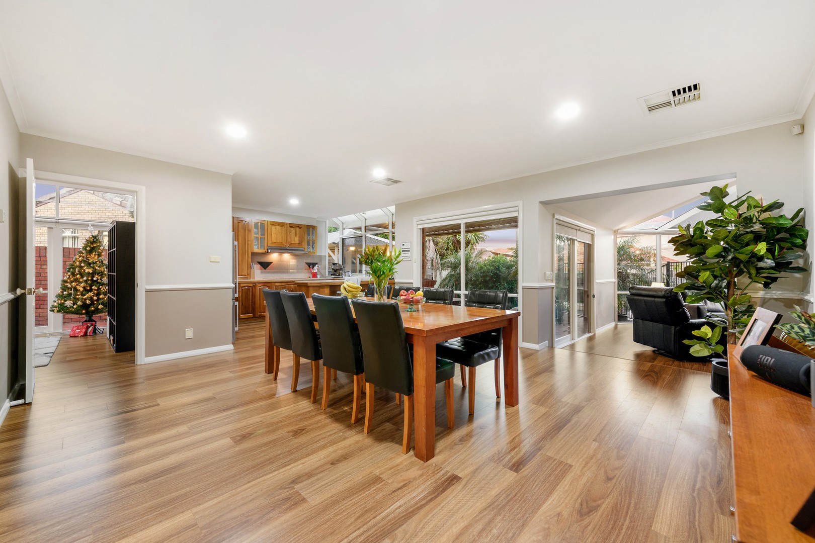 9 Rodmar Close, Hillside, VIC 3037, Hillside - Thumbnail 6