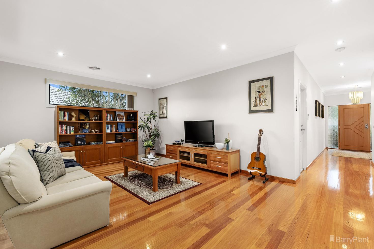9 Ronald Avenue, Bulleen, VIC 3105, Bulleen - Thumbnail 2