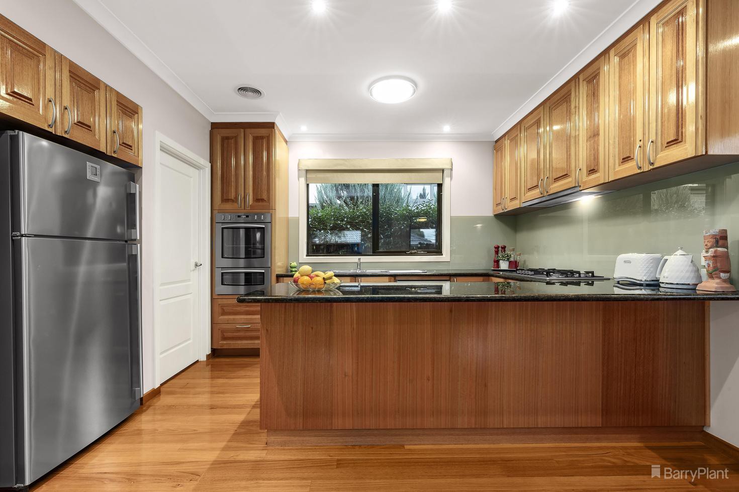 9 Ronald Avenue, Bulleen, VIC 3105, Bulleen - Thumbnail 4
