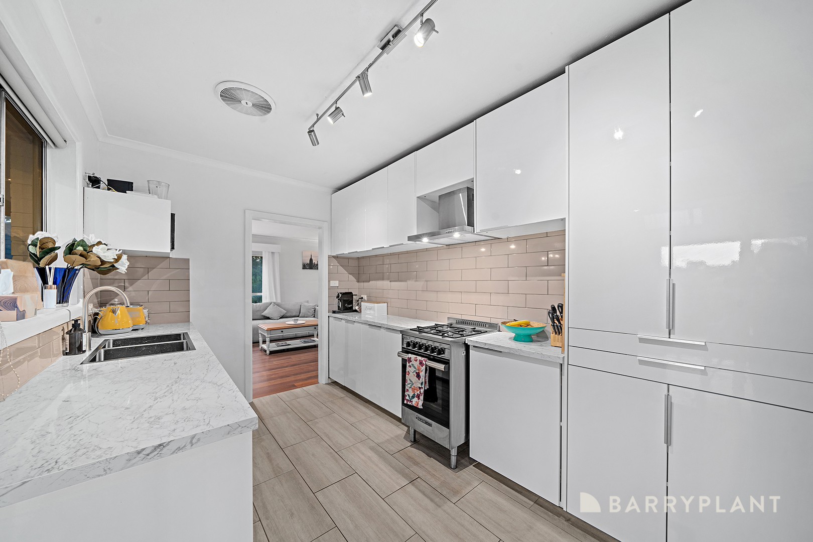 9 Roseman Road, Chirnside Park, VIC 3116, Chirnside Park - Thumbnail 3