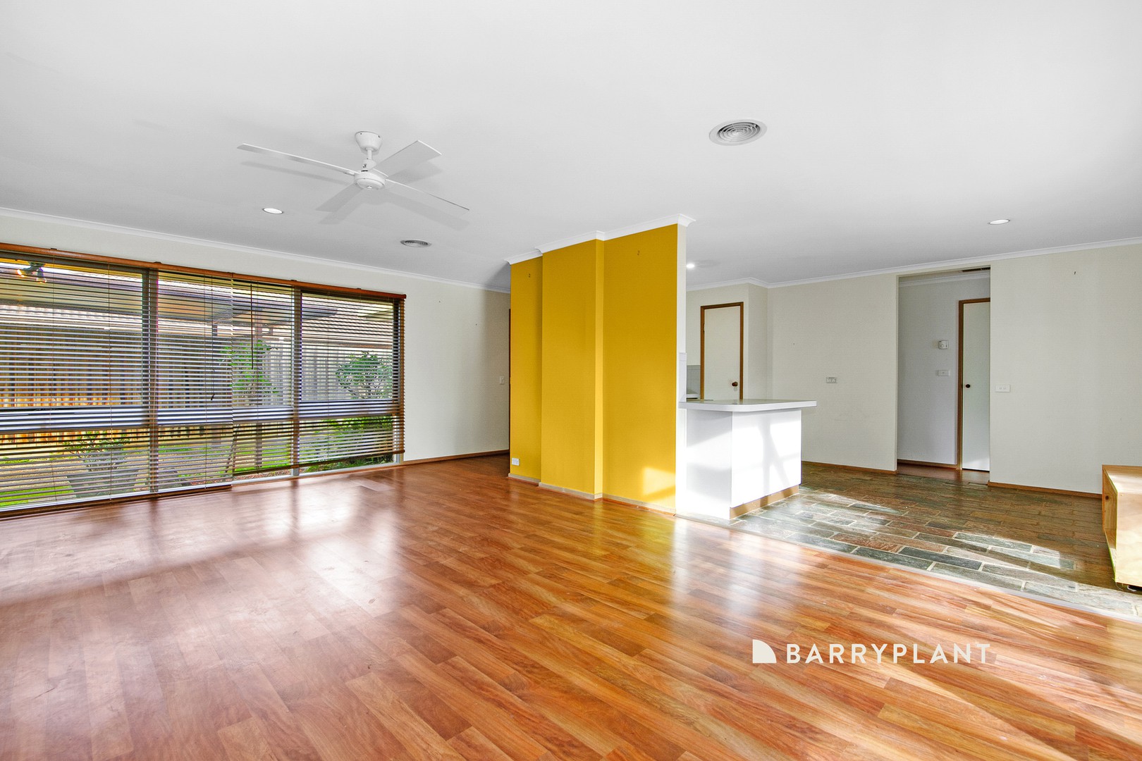 9 Rosemont Drive, Narre Warren, VIC 3805, Narre Warren - Thumbnail 3