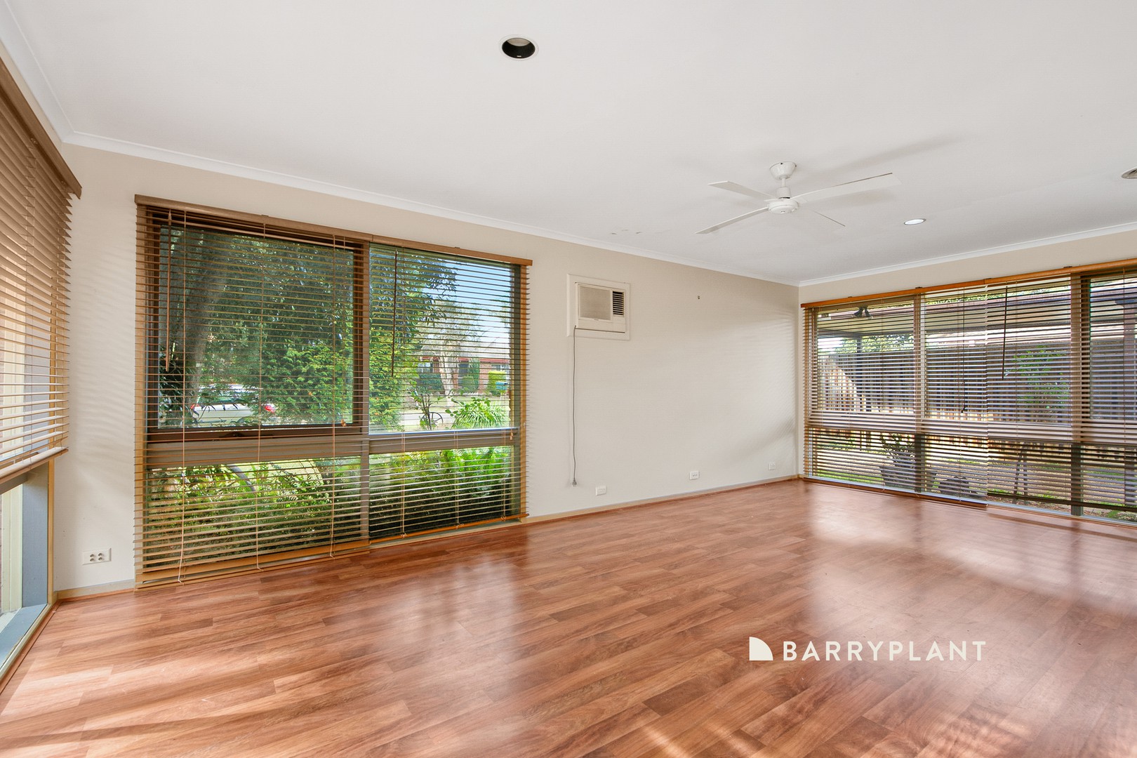 9 Rosemont Drive, Narre Warren, VIC 3805, Narre Warren - Thumbnail 7