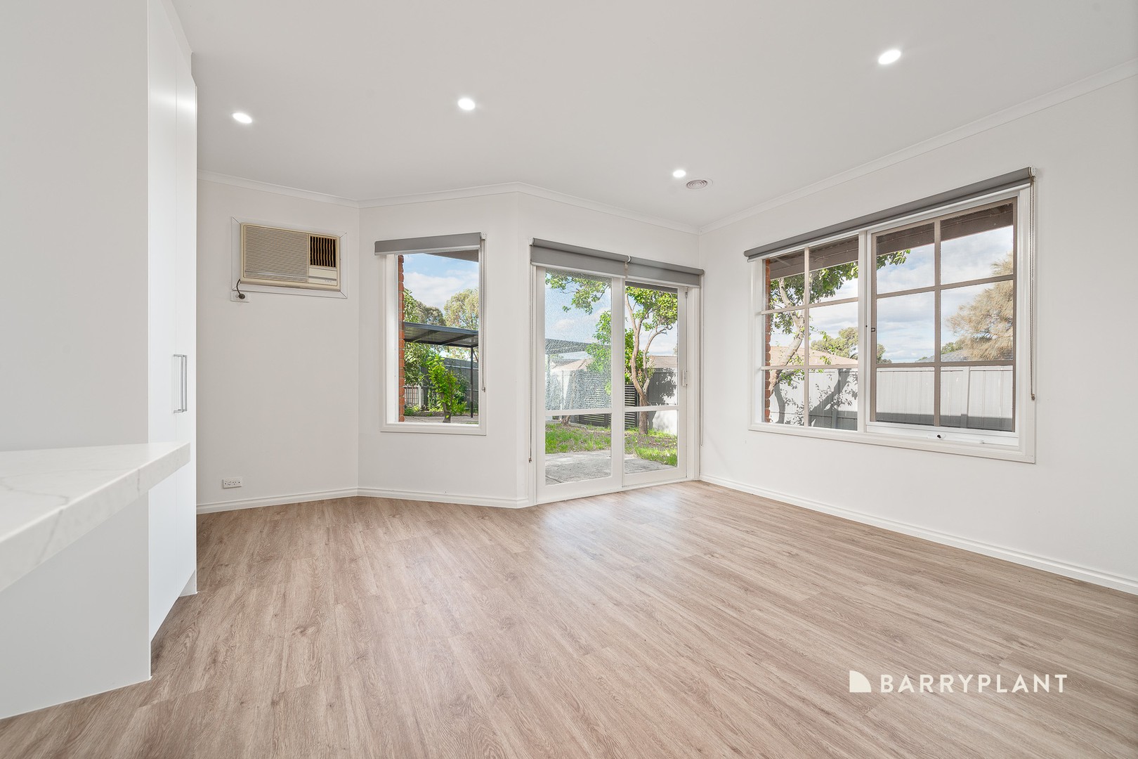 9 Rostron Way, Roxburgh Park, VIC 3064, Roxburgh Park - Thumbnail 4