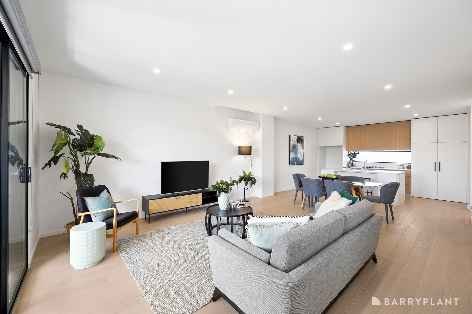 9 Royal Road, Braybrook, VIC 3019 - Thumbnail 2 - 29/08/2024