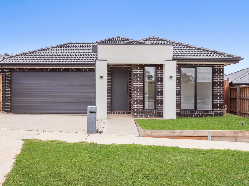 9 Royal Spoonbill Loop, Wallan, VIC 3756 - Image - 07/12/2025
