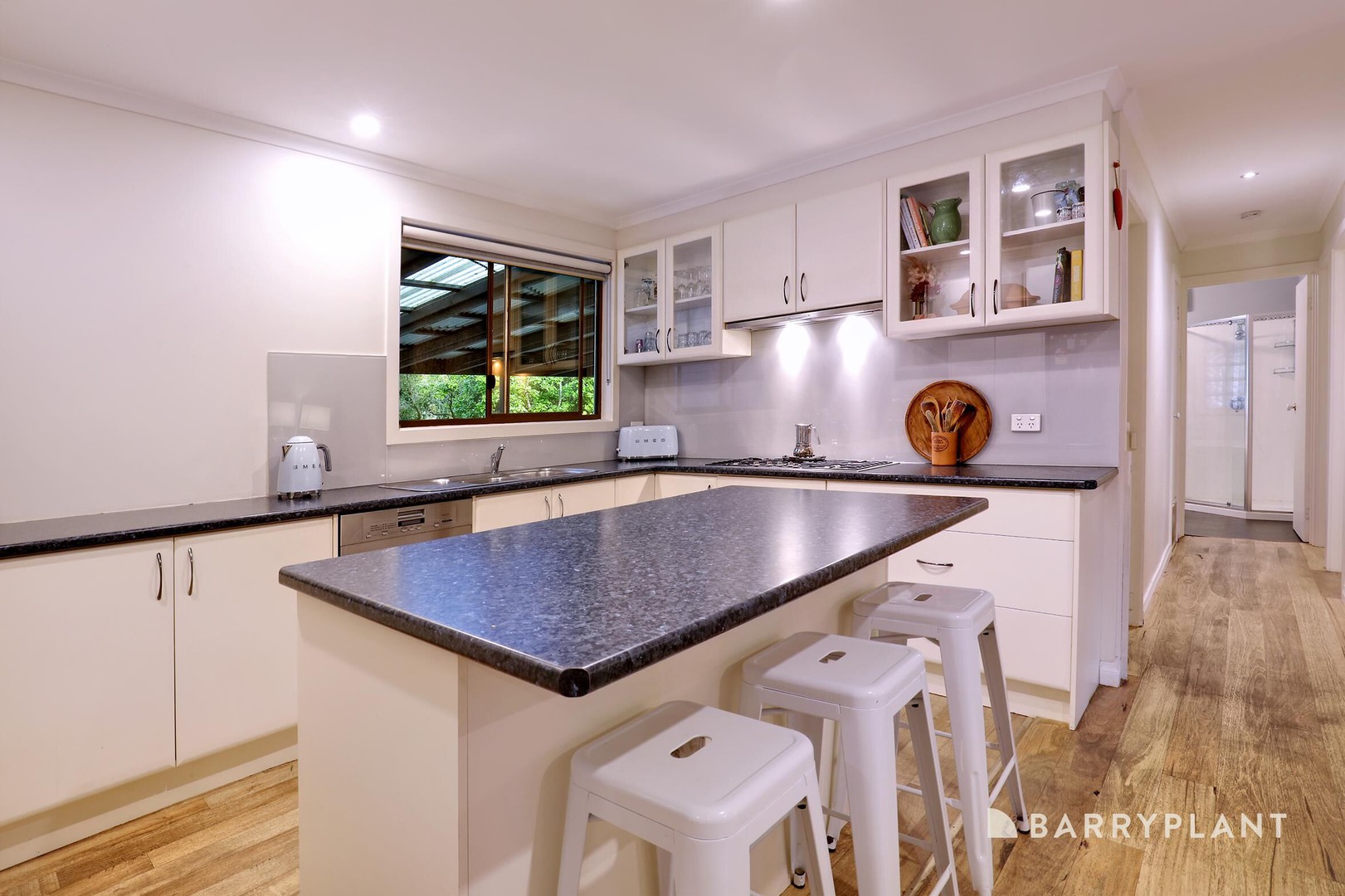 9 Russell Street, Emerald, VIC 3782, Emerald - Thumbnail 3