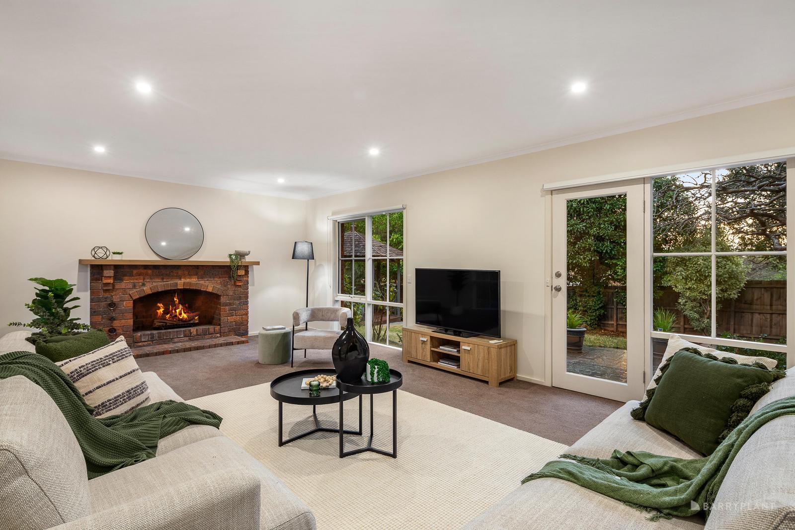9 Rutland Avenue, Templestowe, VIC 3106, Templestowe - Thumbnail 2