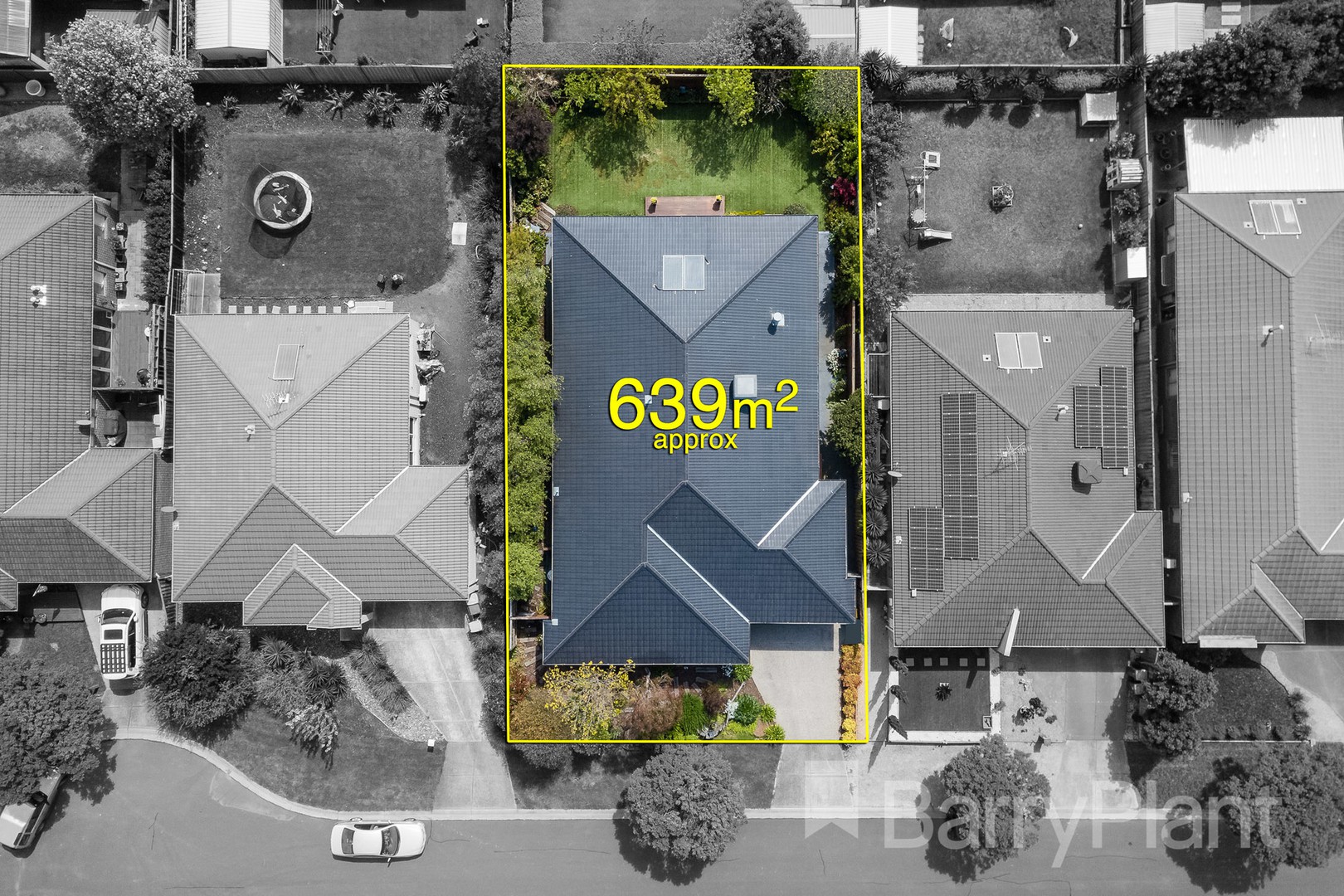 9 Saffron Place, Point Cook, VIC 3030, Point Cook - Thumbnail 2