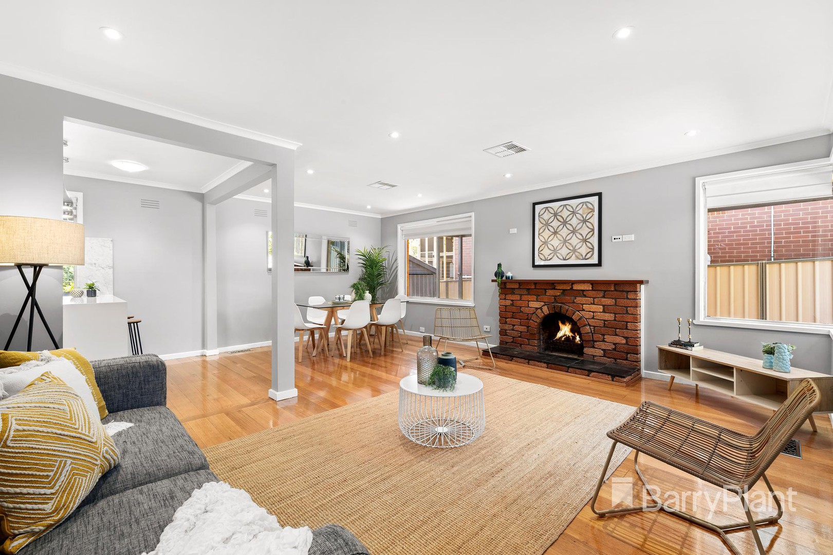 9 Sainsbury AvenueGreensborough, VIC 3088, Greensborough - Thumbnail 2