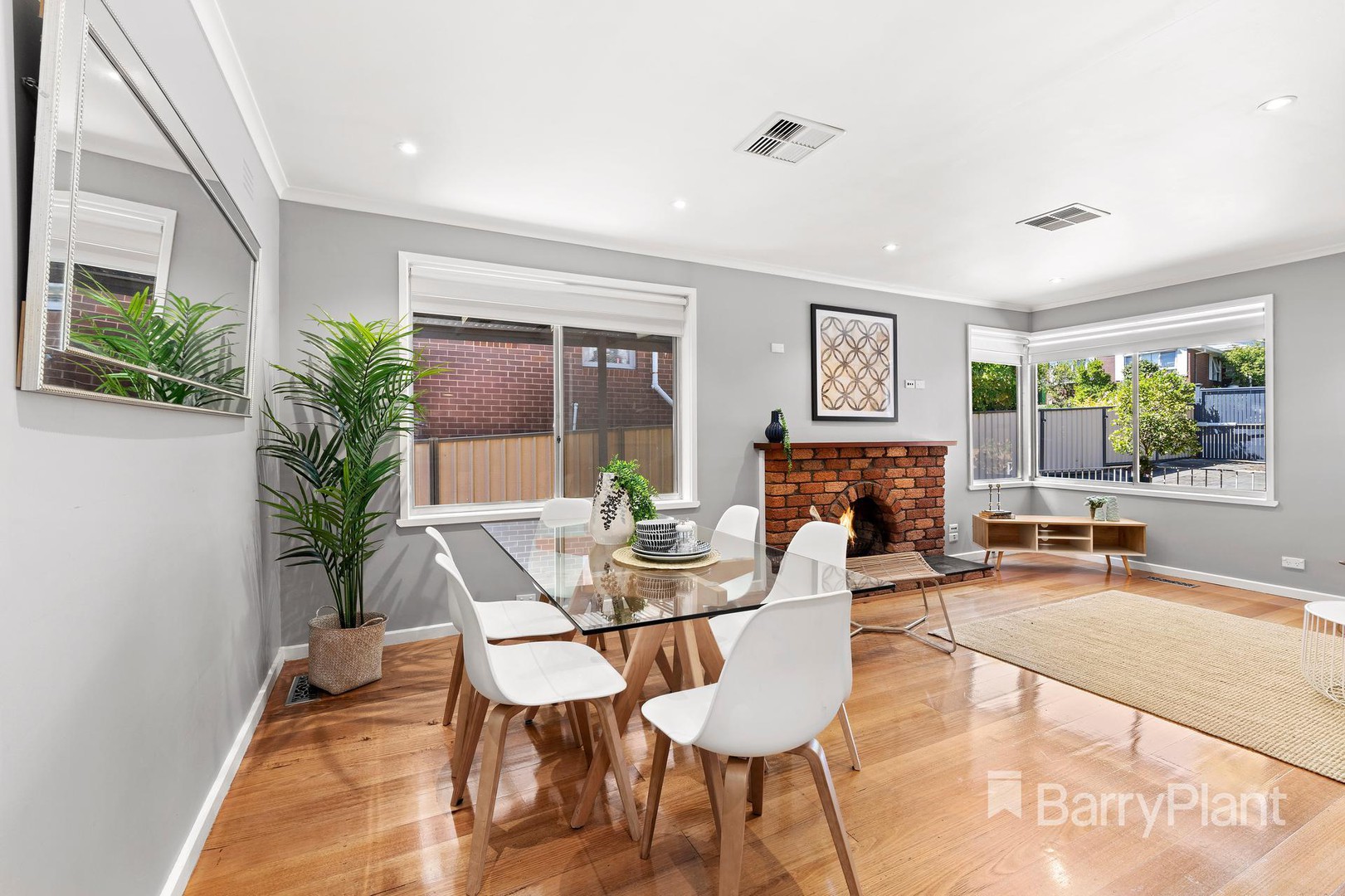 9 Sainsbury AvenueGreensborough, VIC 3088, Greensborough - Thumbnail 3