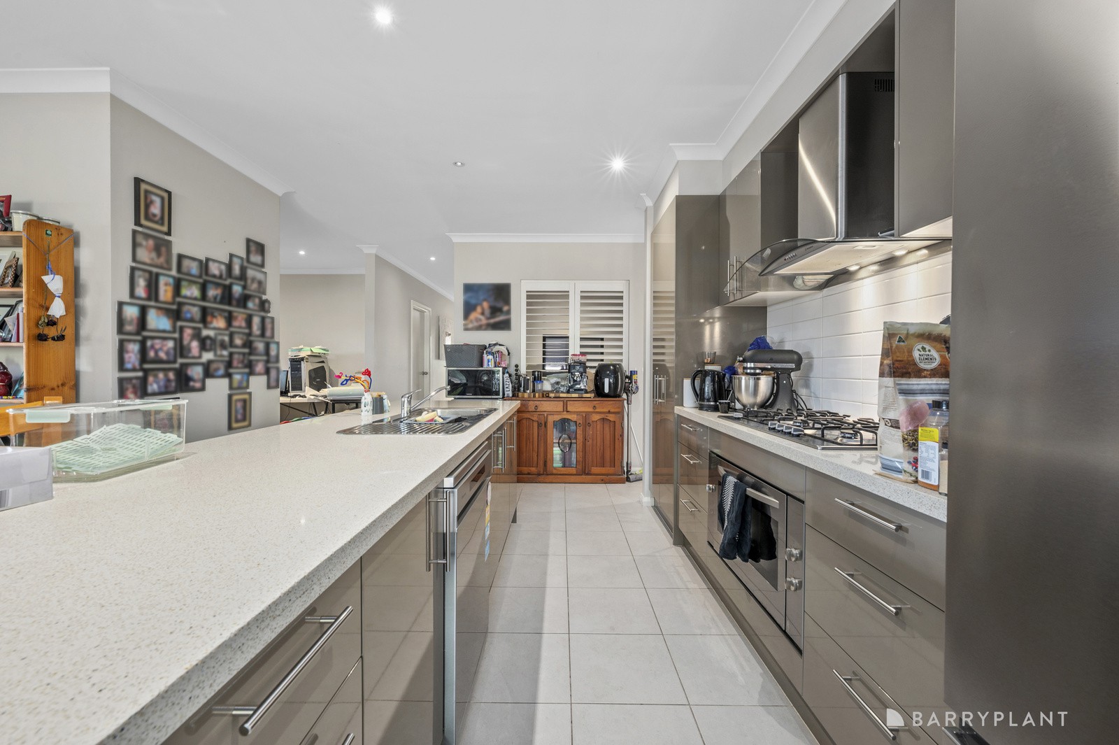 9 Saltbush Crescent, Brookfield, VIC 3338, Brookfield - Thumbnail 3