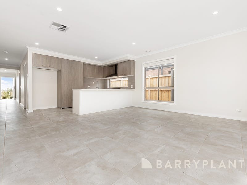 9 Salters Street, Thornhill Park, VIC 3335, Thornhill Park - Thumbnail 3