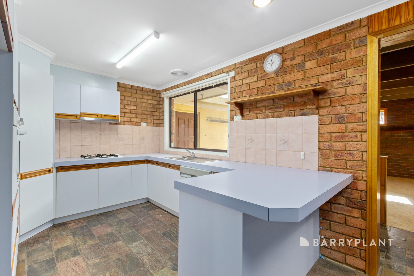 9 Sheraton Crescent, Ferntree Gully, VIC 3156, Ferntree Gully - Thumbnail 3