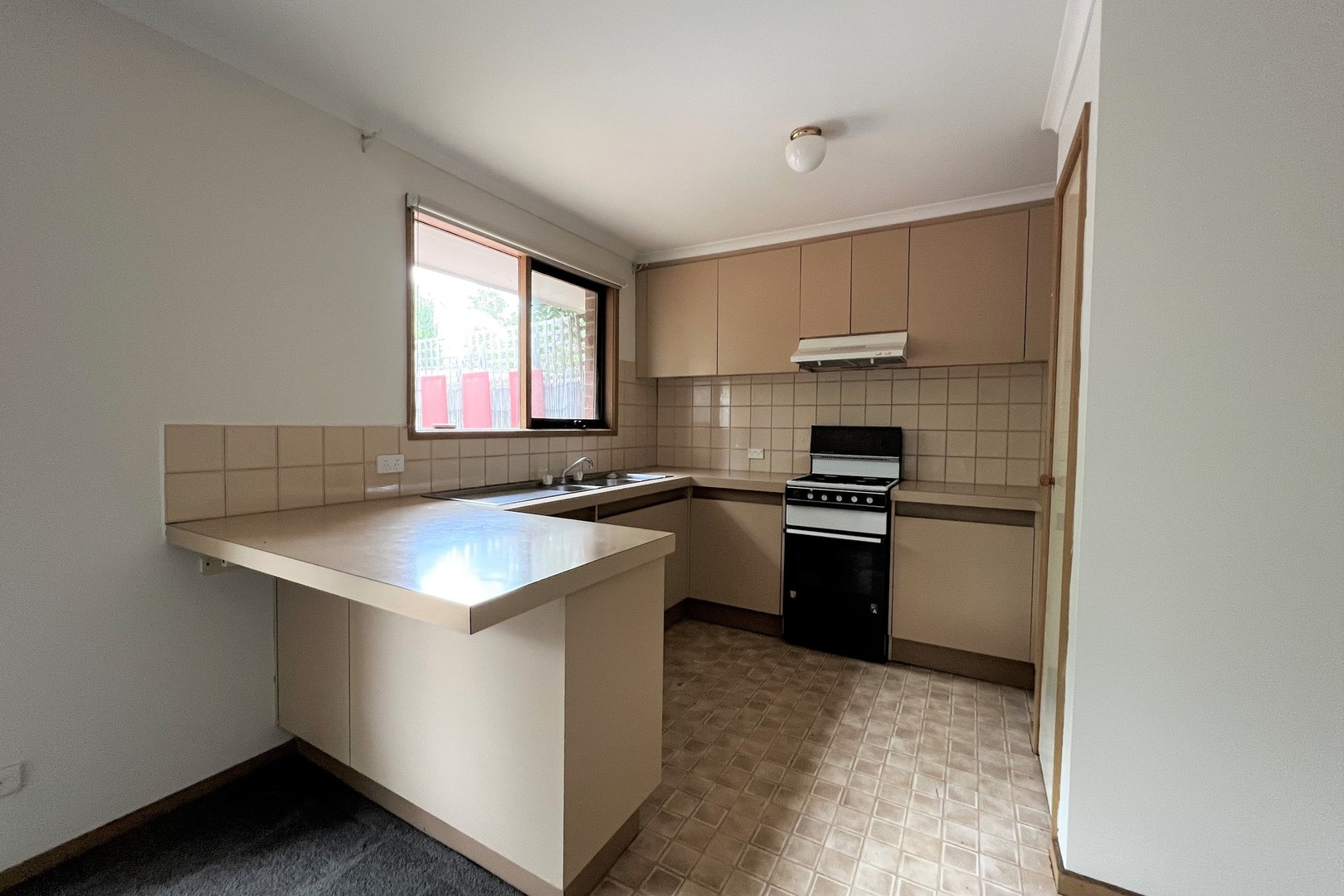 9 Shoppers Lane, Taylors Lakes, VIC 3038, Taylors Lakes - Thumbnail 2