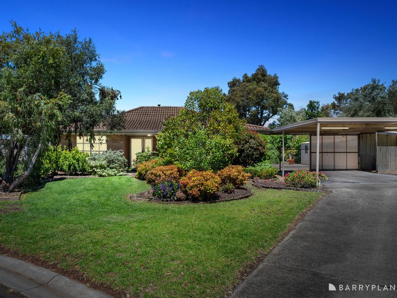 9 Simon Court, Brookfield, VIC 3338 - Image - 04/12/2025