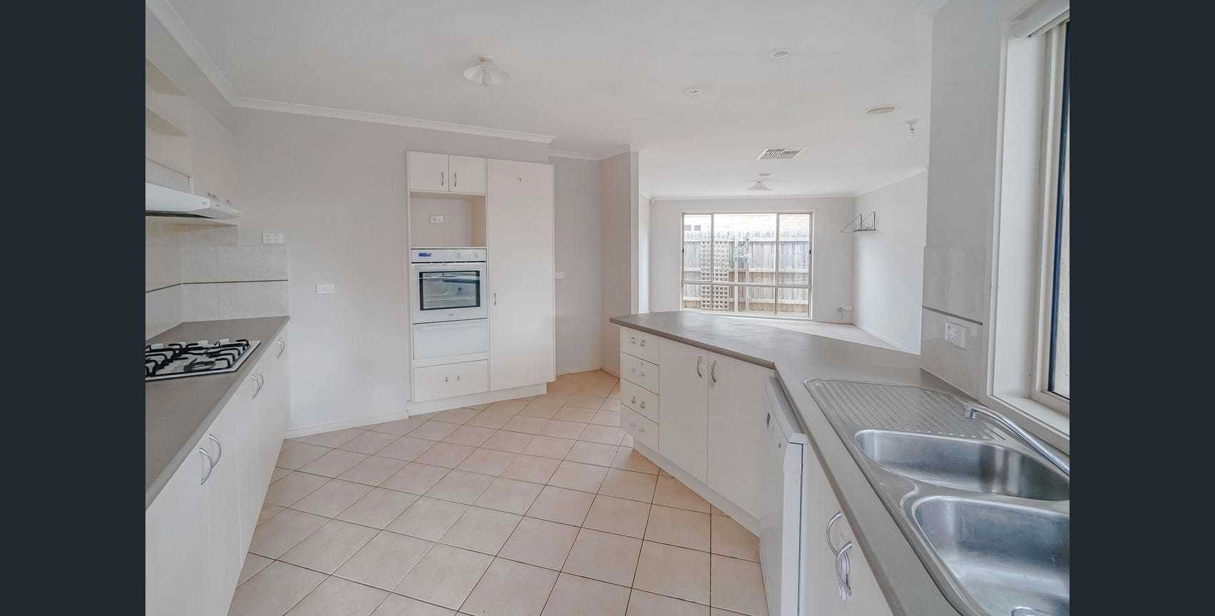 9 Siret Court, Roxburgh Park, VIC 3064, Roxburgh Park - Thumbnail 5