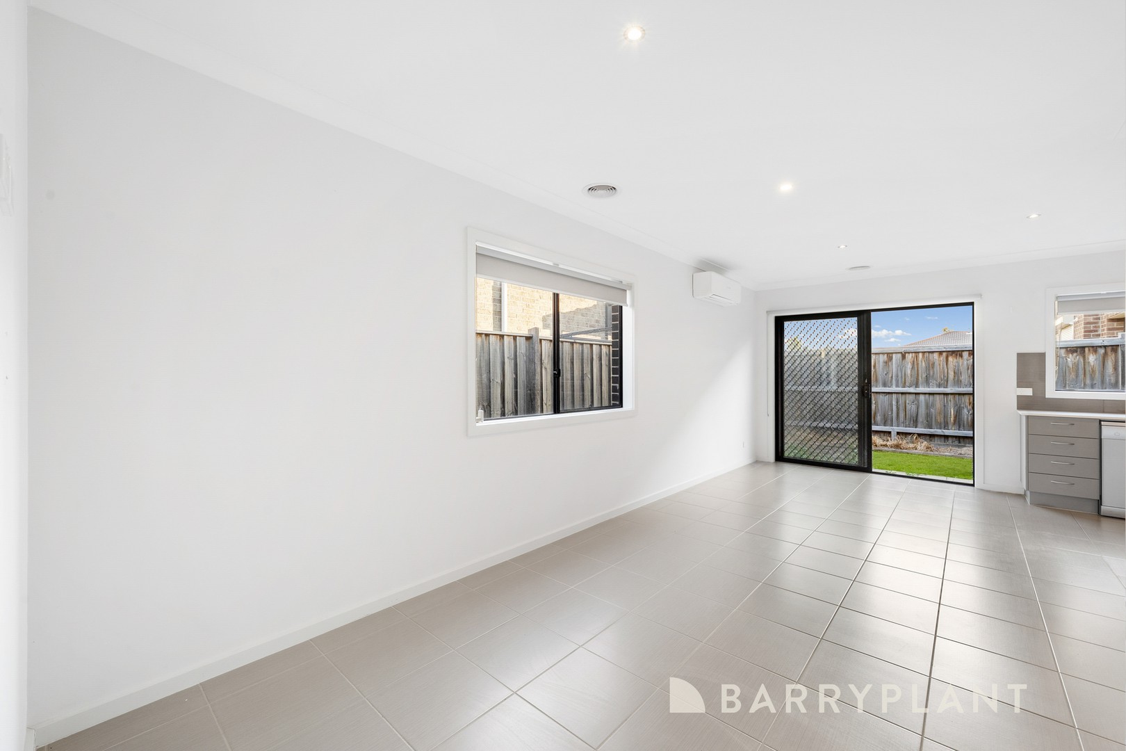 9 Sissinghurst Street, Truganina, VIC 3029, Truganina - Thumbnail 7