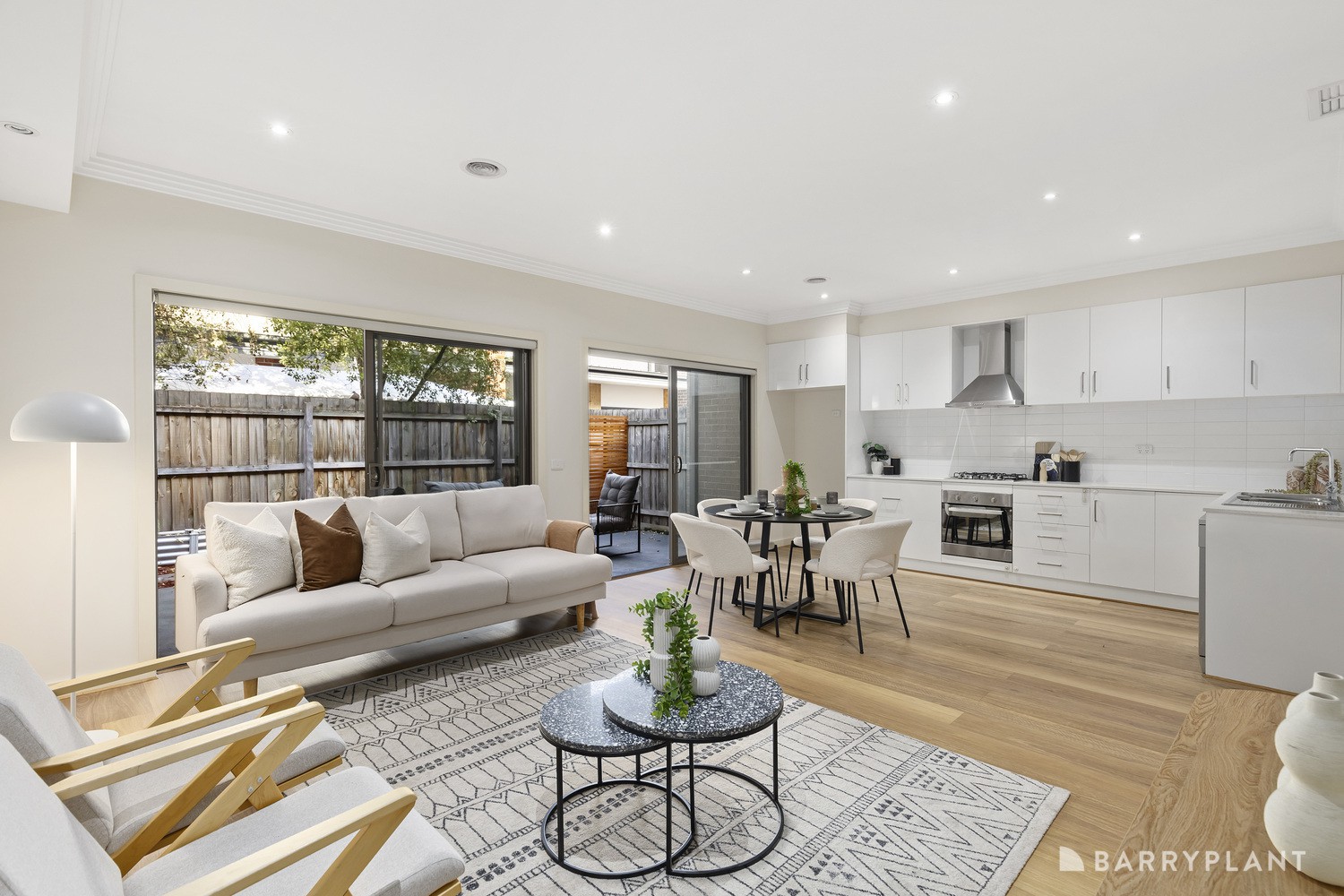 9 Snapdragon Street, South Morang, VIC 3752 - Thumbnail 2 - 12/03/2025