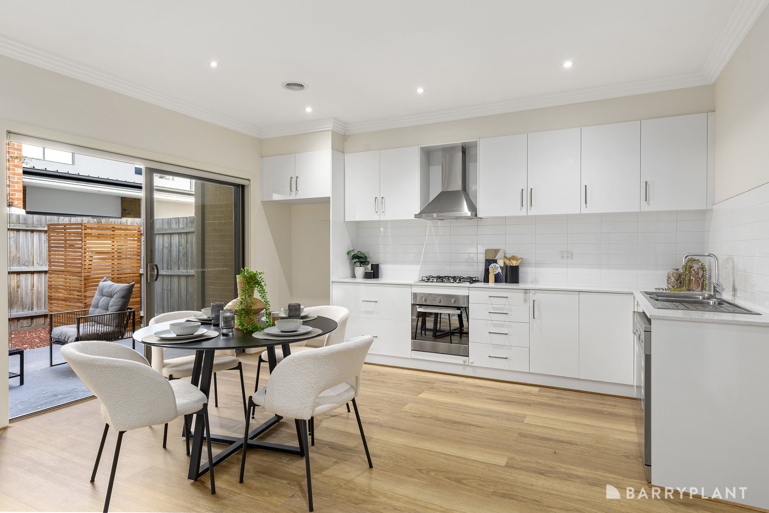 9 Snapdragon Street, South Morang, VIC 3752, South Morang - Thumbnail 3
