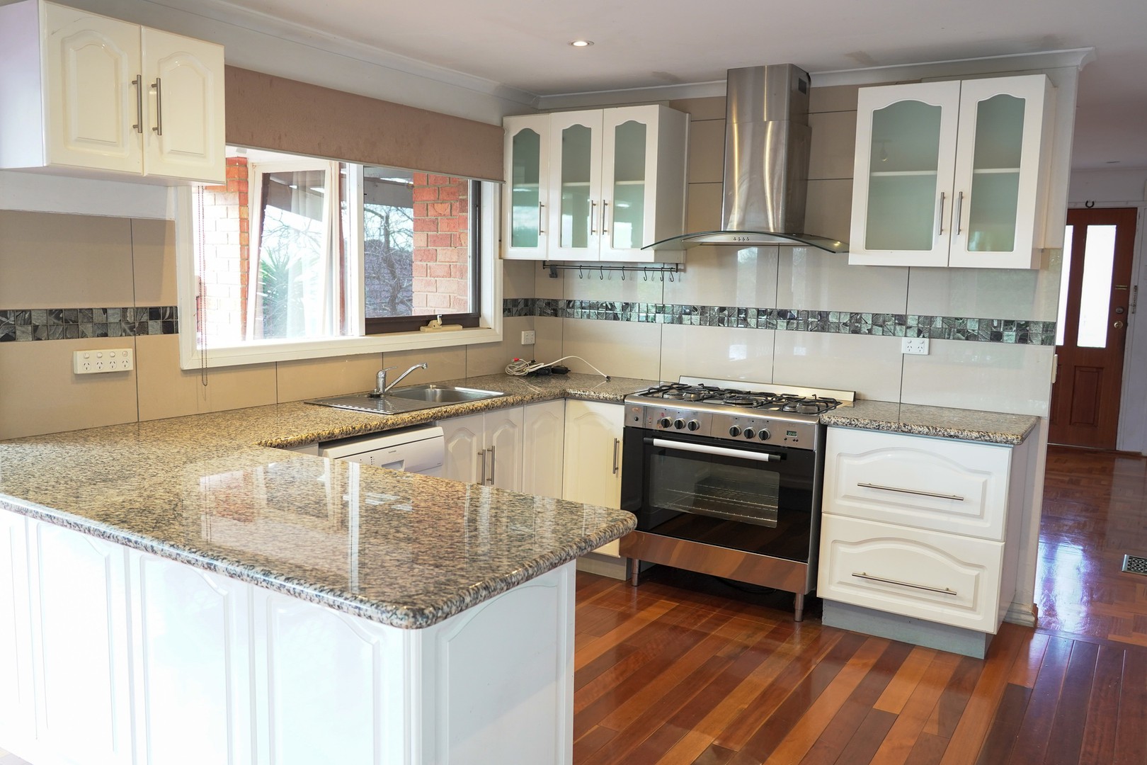 9 Song Street, Narre Warren, VIC 3805, Narre Warren - Thumbnail 6