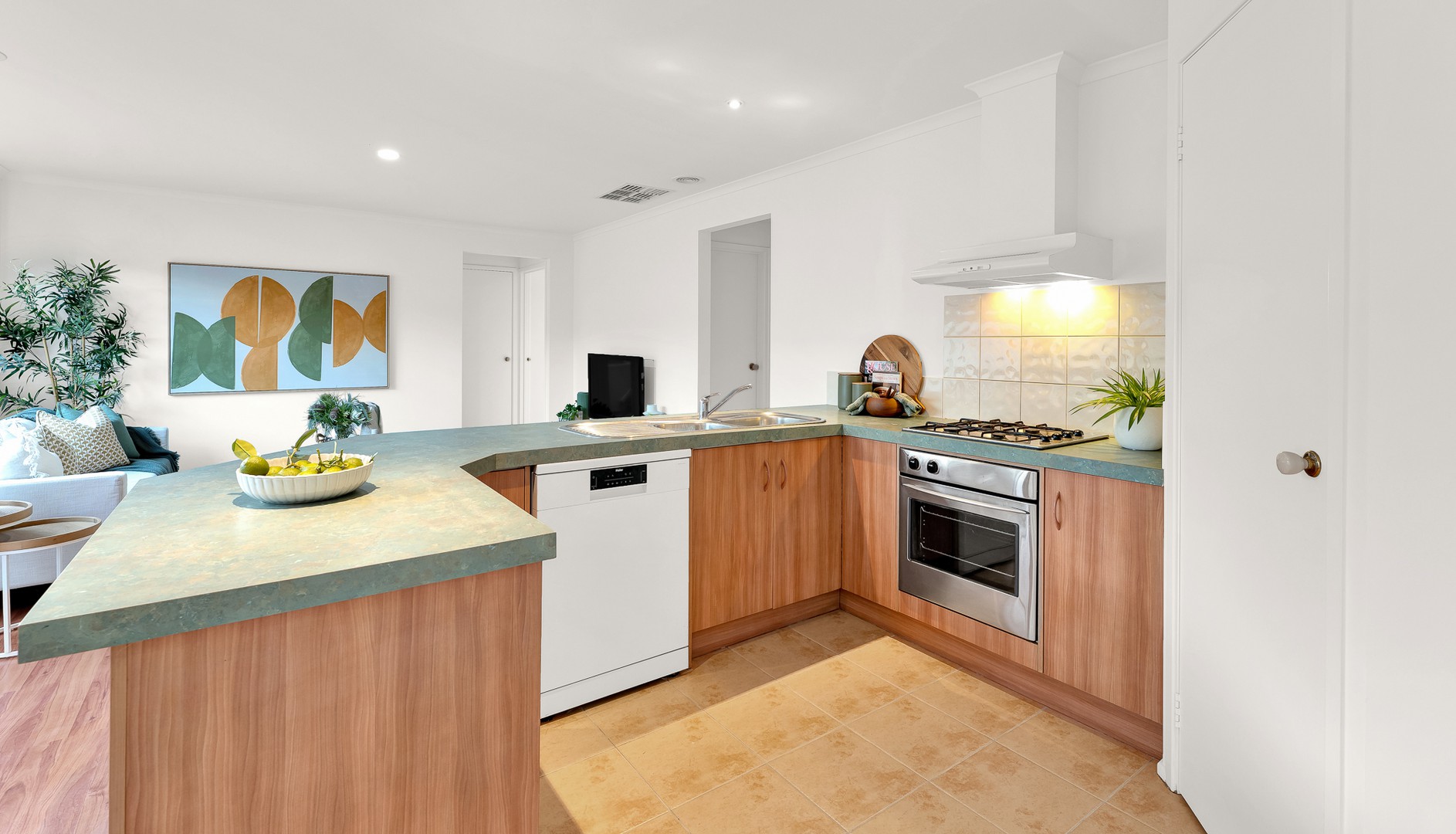 9 Spring Circuit, Pakenham, VIC 3810, Pakenham - Thumbnail 5