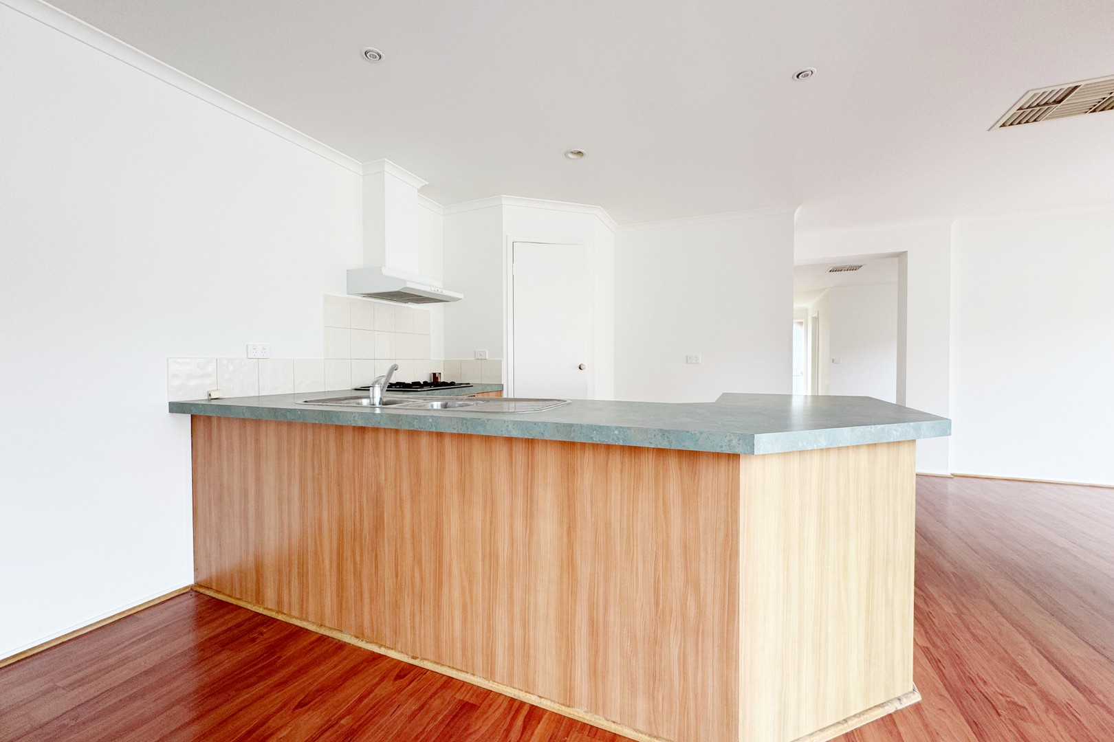 9 Spring Circuit, Pakenham, VIC 3810, Pakenham - Thumbnail 6