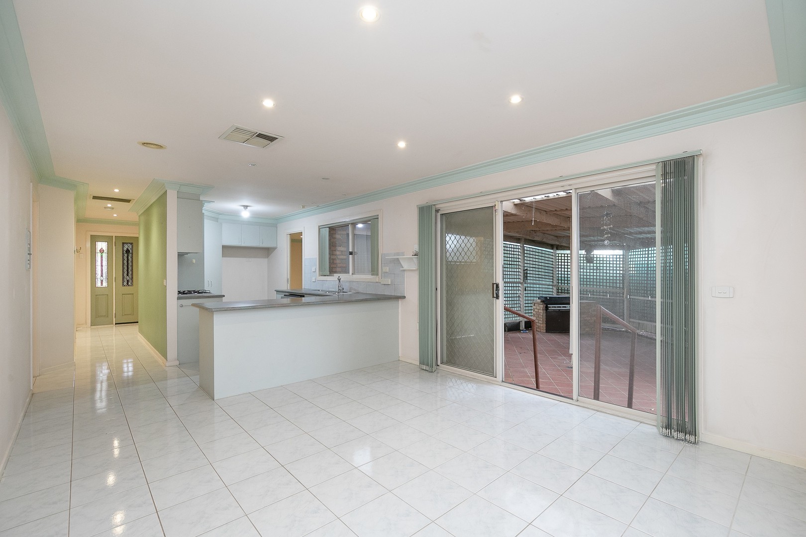9 Streeton Court, Taylors Lakes, VIC 3038, Taylors Lakes - Thumbnail 3