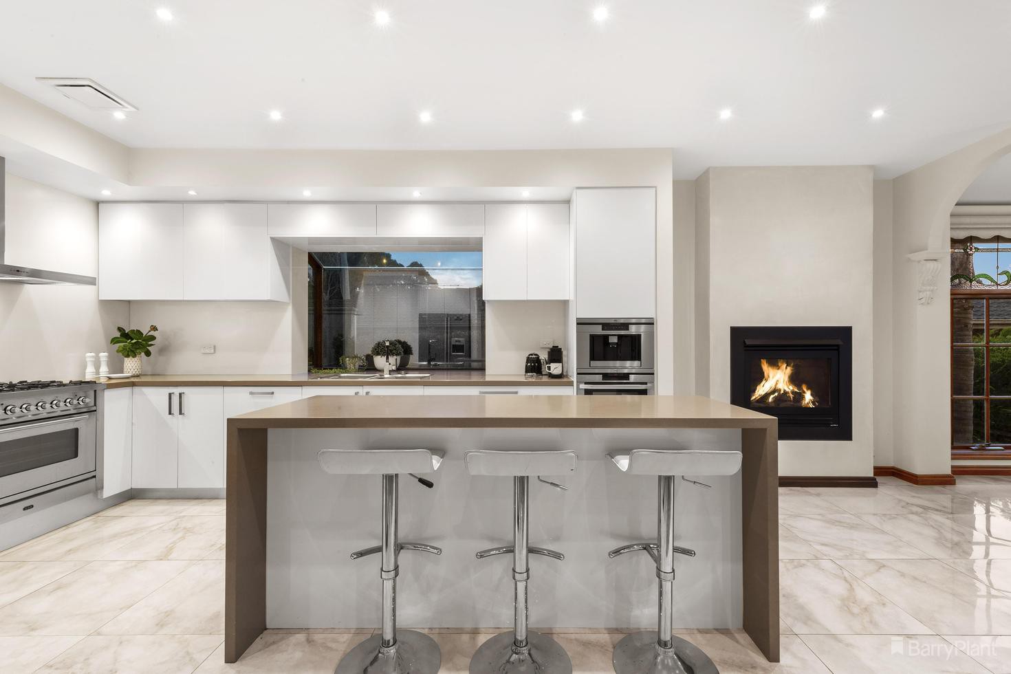9 Streeton Lane, Doncaster East, VIC 3109, Doncaster East - Thumbnail 4