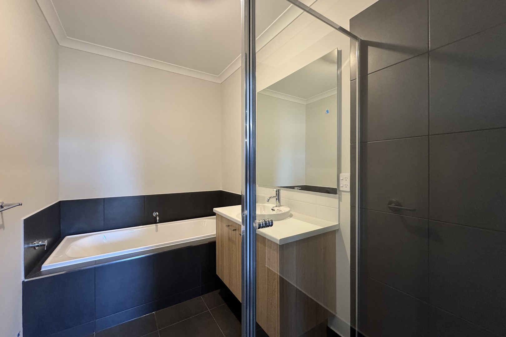 9 Succulent Street, Pakenham, VIC 3810, Pakenham - Thumbnail 6