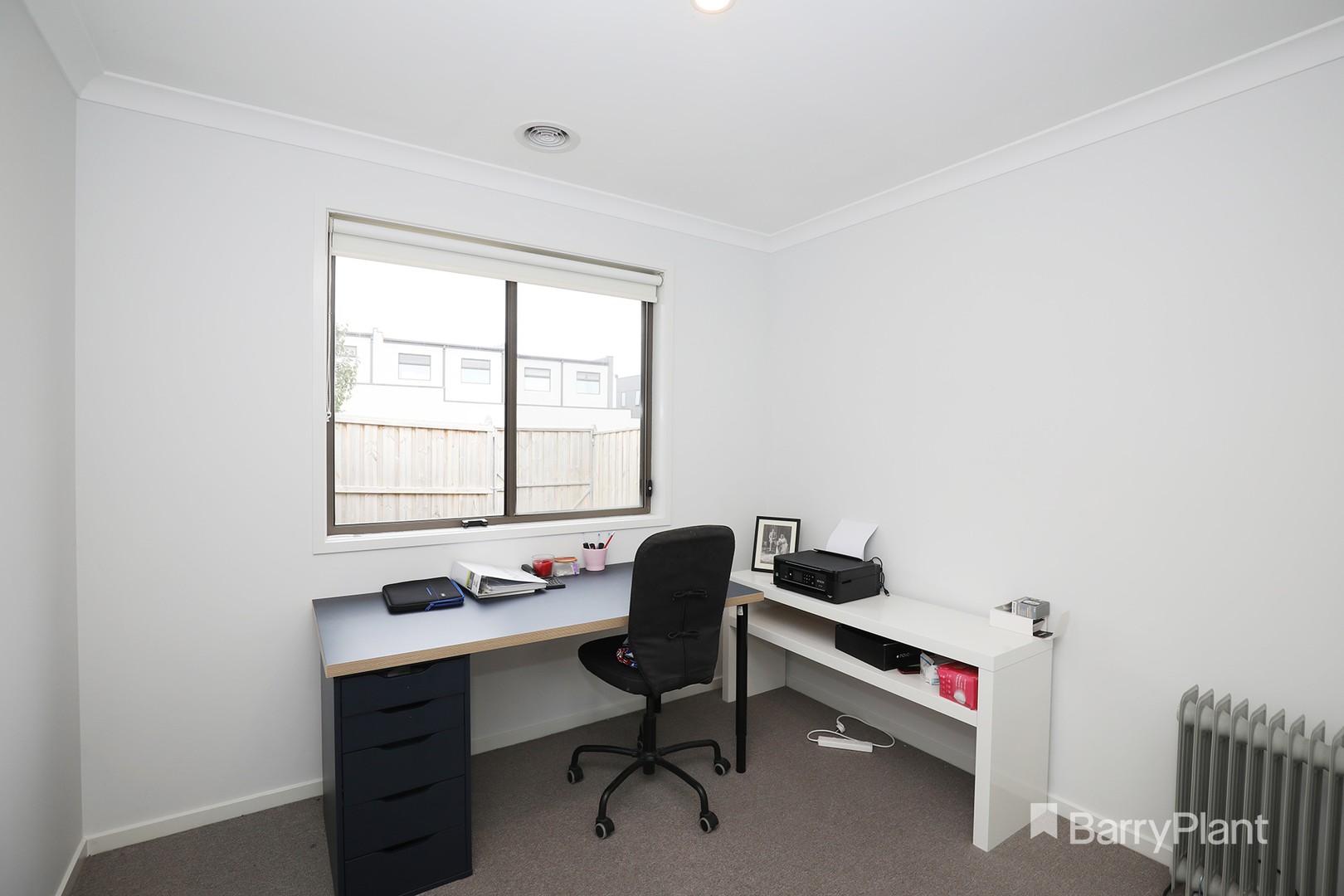 9 Swindale Way, Clyde North, VIC 3978, Clyde North - Thumbnail 4