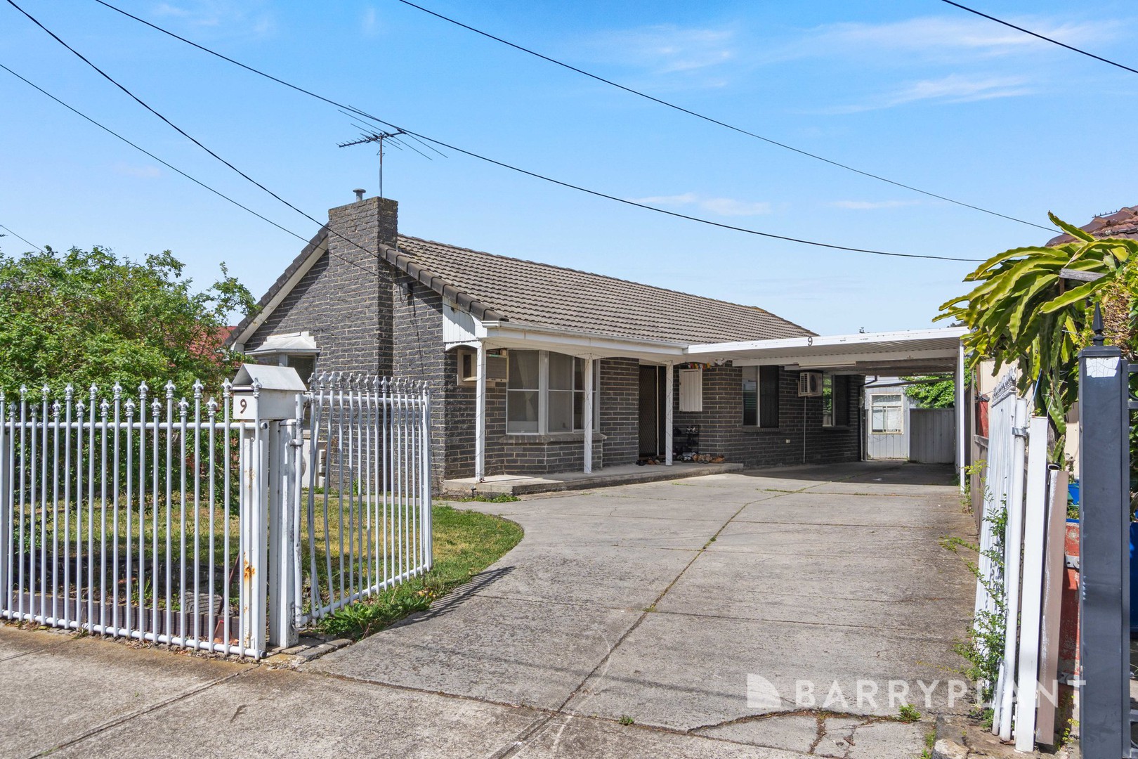 9 Syleham Street, St Albans, VIC 3021 - Thumbnail 2 - 10/10/2025