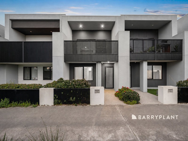9 Tagore Walk, Officer, VIC 3809 - Image - 24/08/2026