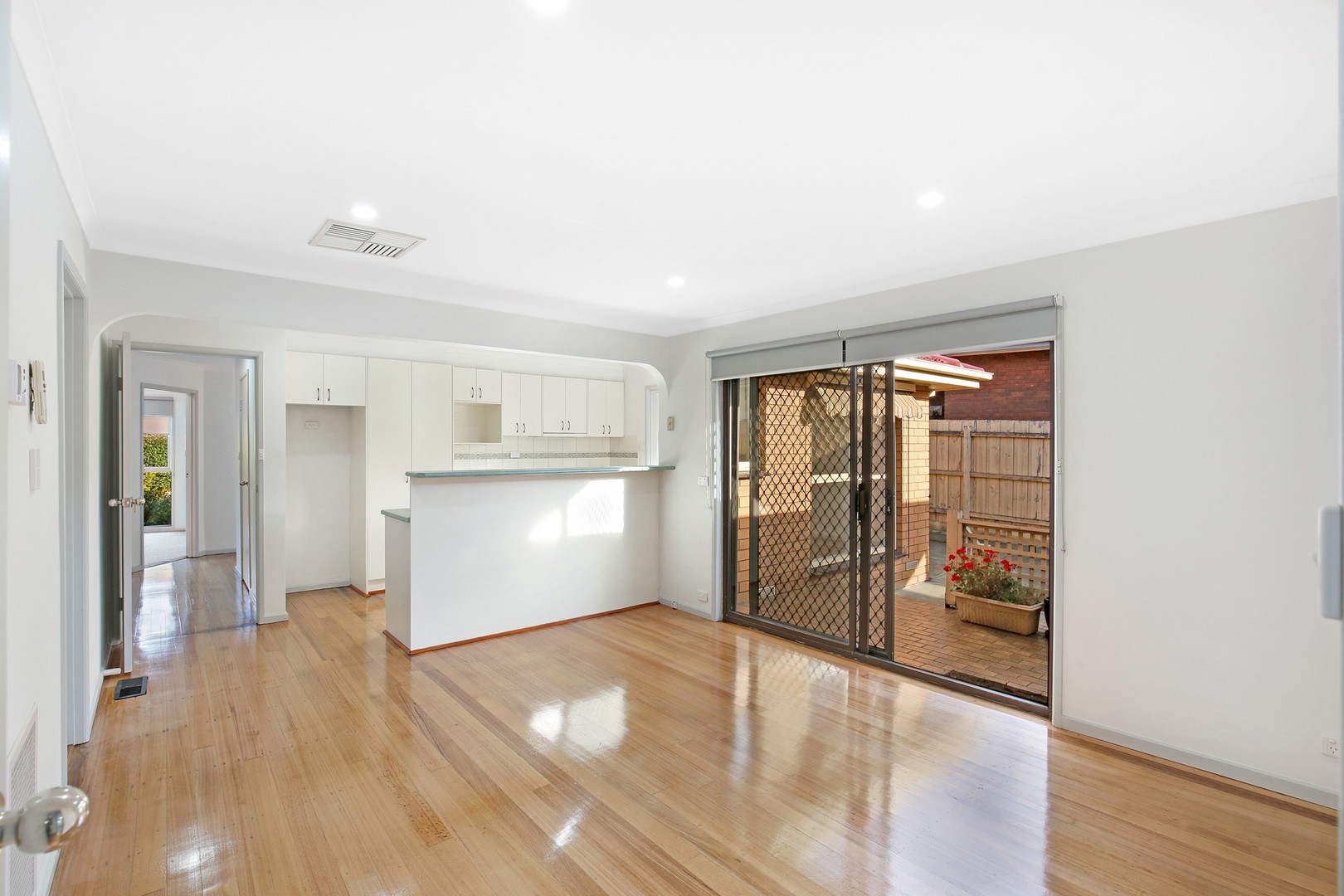 9 Tait Court, Bundoora, VIC 3083, Bundoora - Thumbnail 5