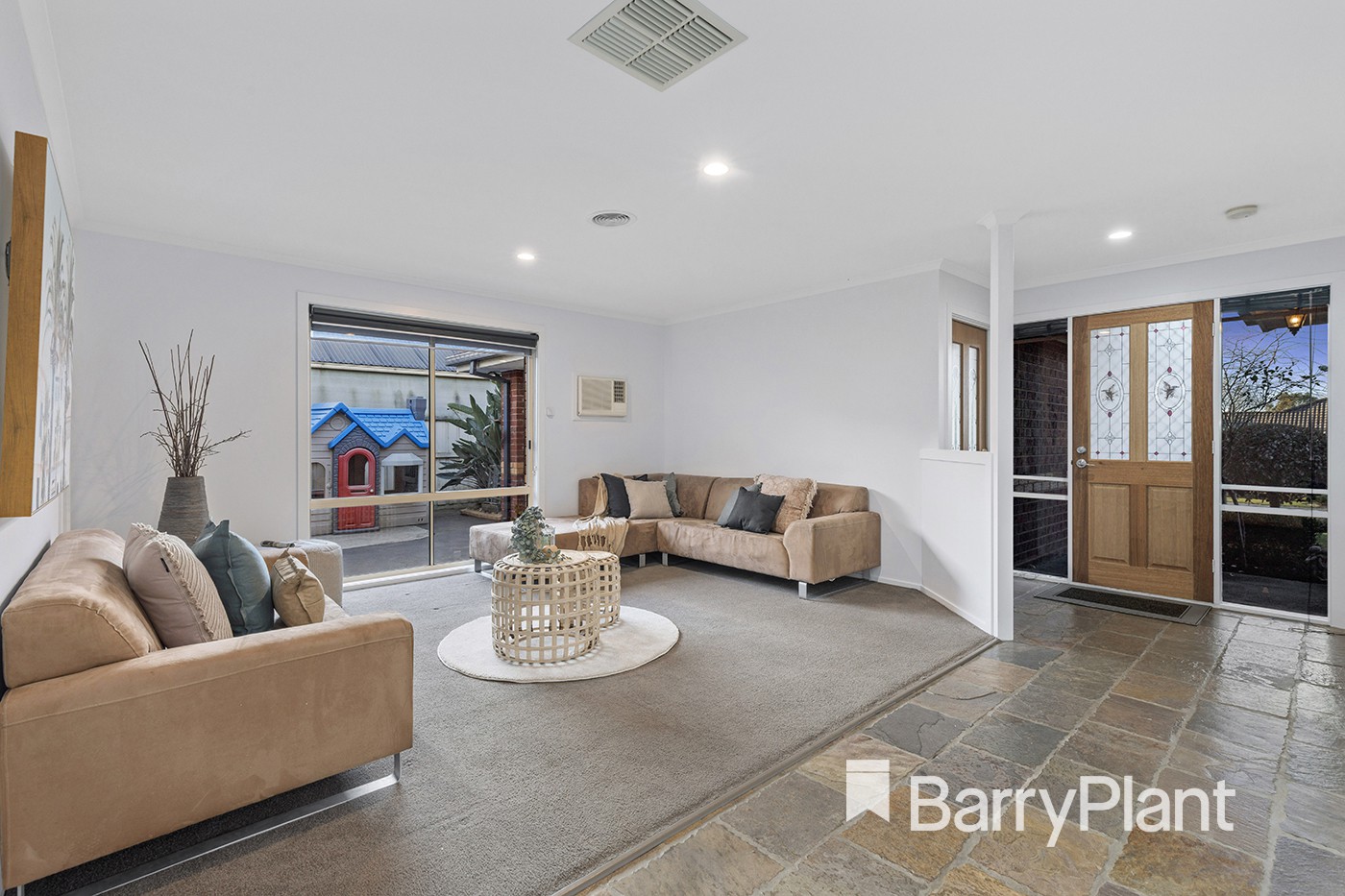 9 Tanikka Court, Lilydale, VIC 3140, Lilydale - Thumbnail 2