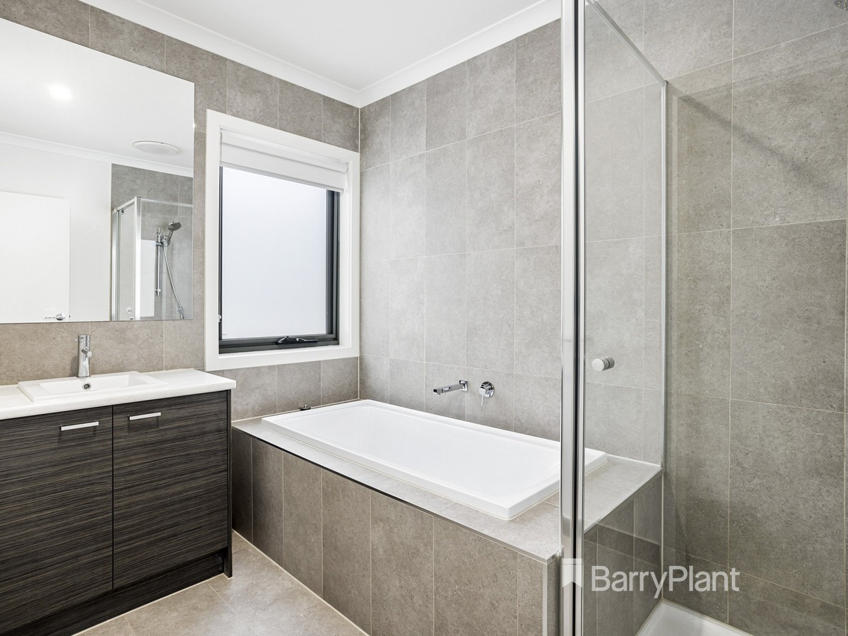 9 Teatree Place, Rosebud, VIC 3939, Rosebud - Thumbnail 5