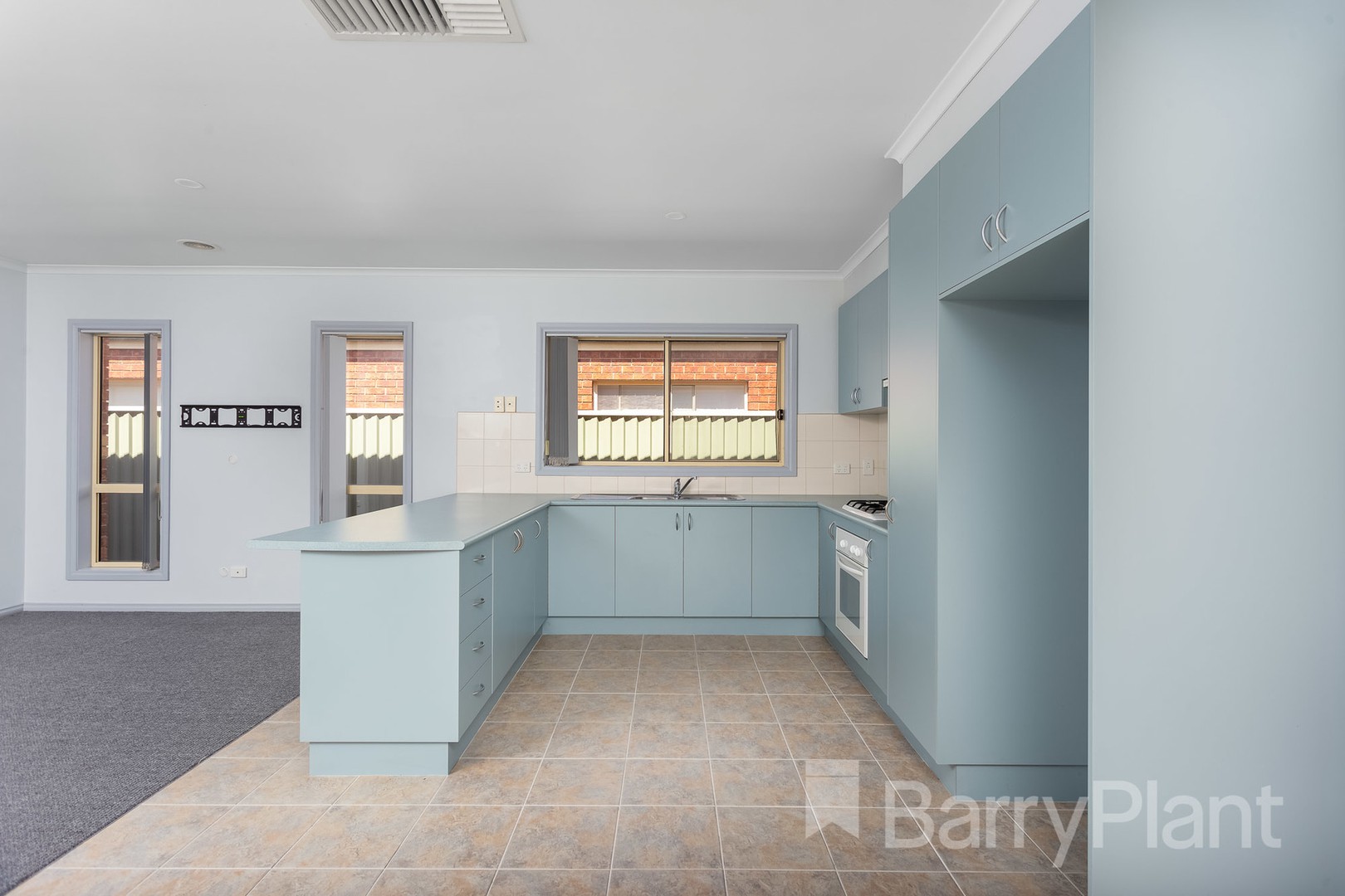 9 The Crescent, Point Cook, VIC 3030, Point Cook - Thumbnail 4