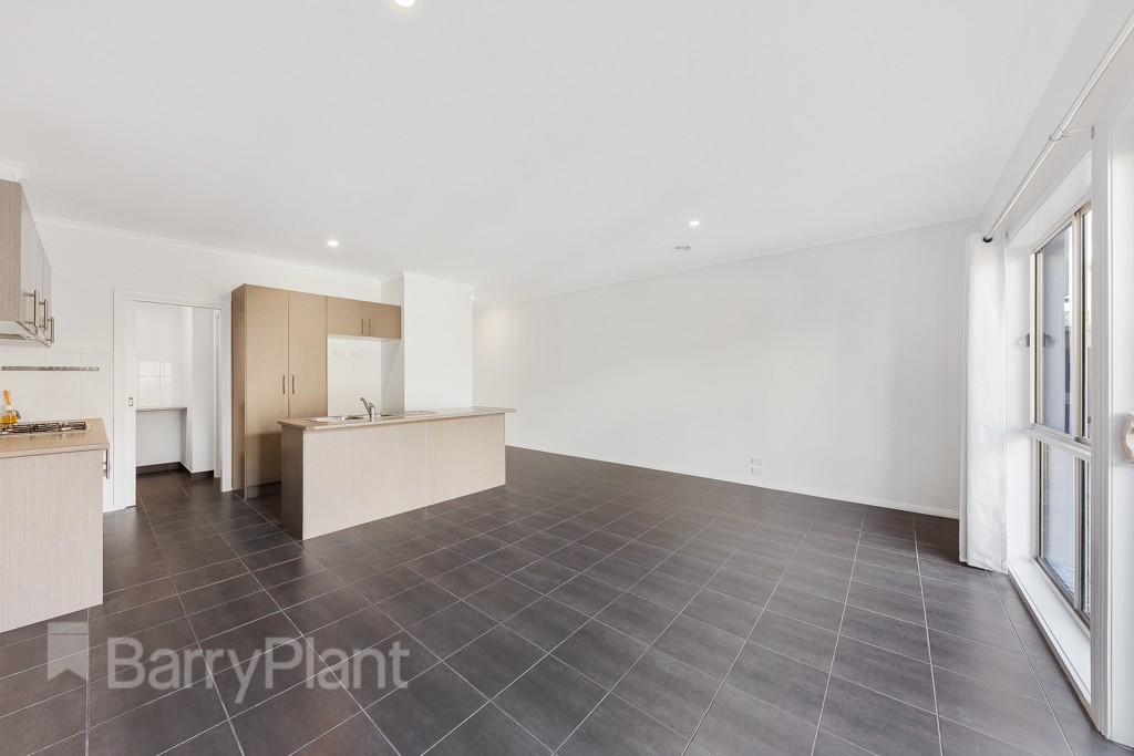 9 The EntranceCaroline Springs, VIC 3023  - Leased, Caroline Springs - Thumbnail 4