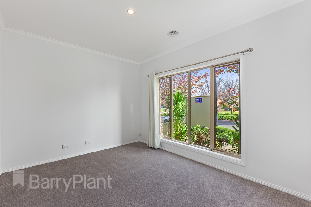 9 The EntranceCaroline Springs, VIC 3023  - Leased, Caroline Springs - Thumbnail 5