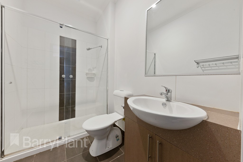 9 The EntranceCaroline Springs, VIC 3023  - Leased, Caroline Springs - Thumbnail 8
