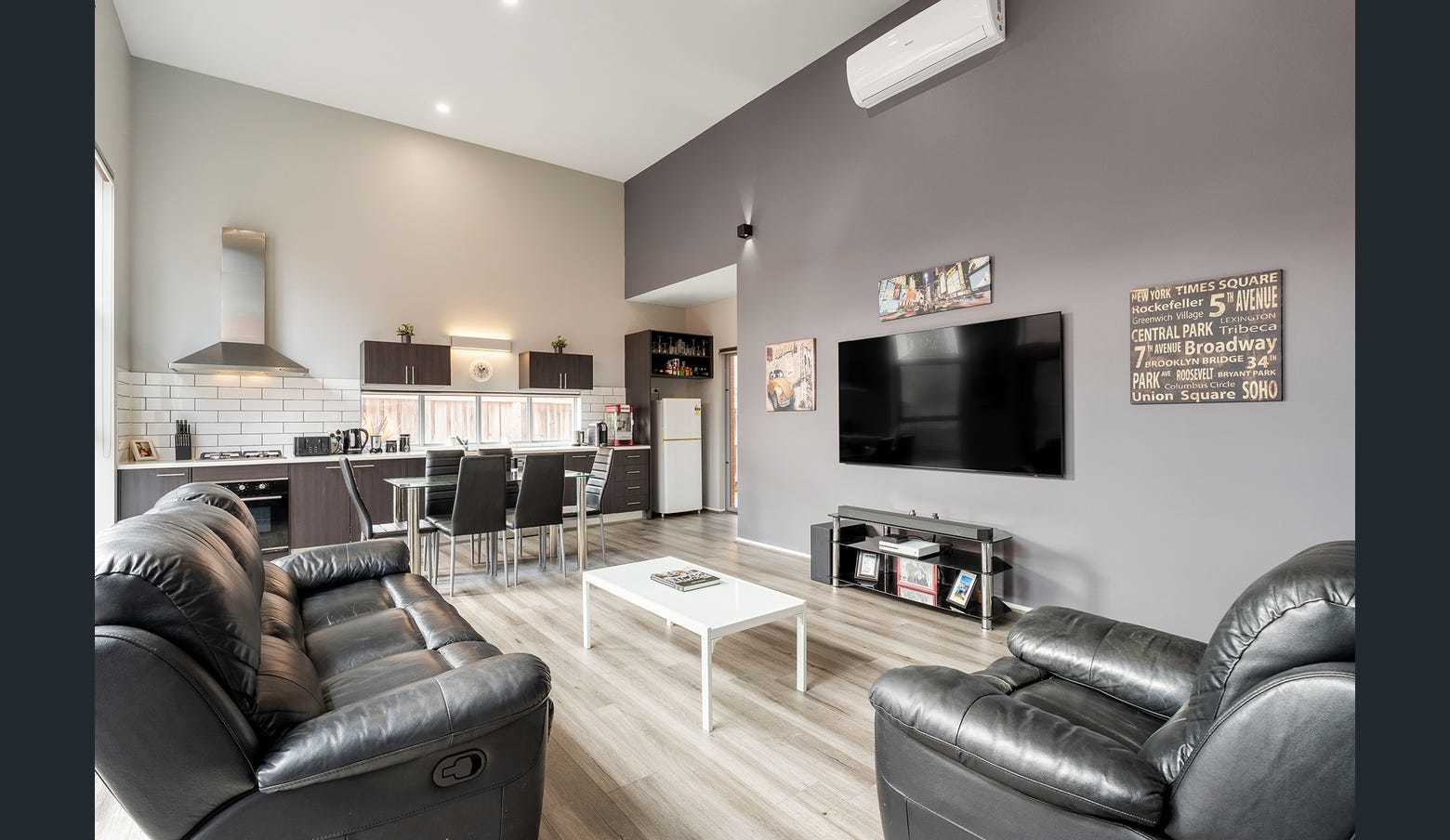 9 Thirlestane Place, Craigieburn, VIC 3064, Craigieburn - Thumbnail 4