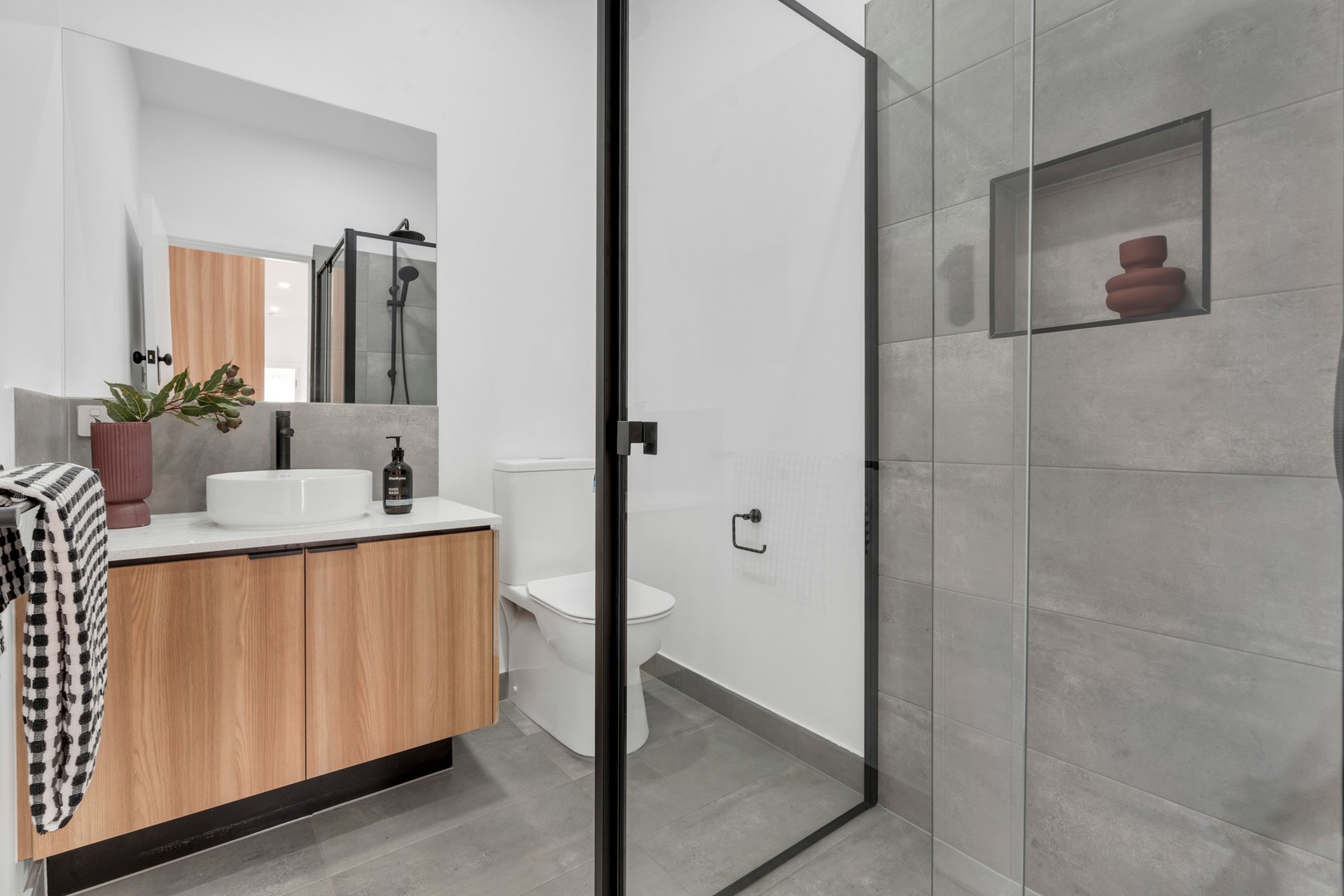 9 Thomas St, Airport West, VIC 3042, Airport West - Thumbnail 5