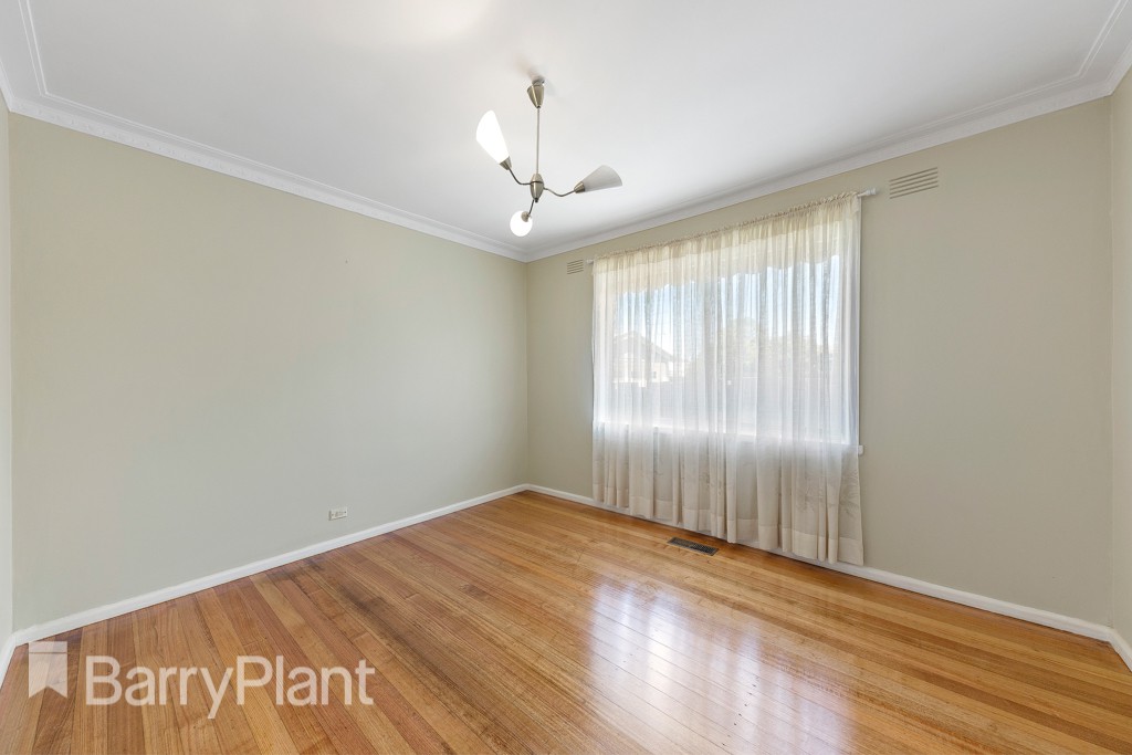 9 Thorndon Drive, St Albans, VIC 3021, St Albans - Thumbnail 3