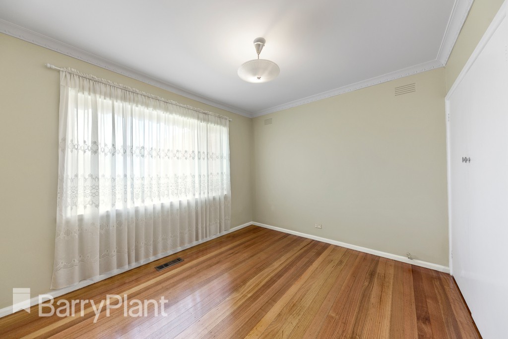 9 Thorndon Drive, St Albans, VIC 3021, St Albans - Thumbnail 4