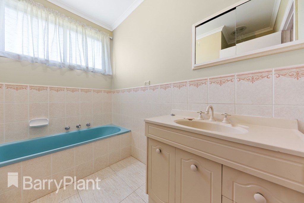 9 Thorndon Drive, St Albans, VIC 3021, St Albans - Thumbnail 6